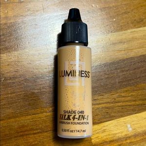 Luminess Silk 4 in 1 shade 040